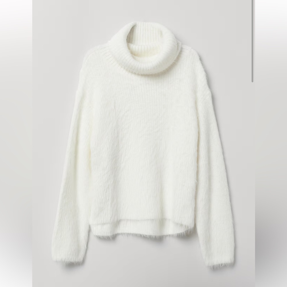 H&M soft knit turtleneck sweater